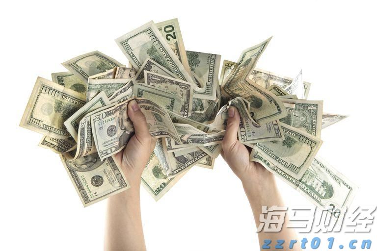 重拳整治电动车乱停乱放