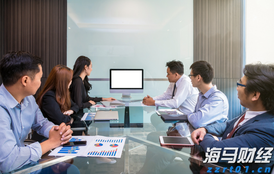 有中国游客在日本参与滑翔伞活动时坠海，中使馆提醒