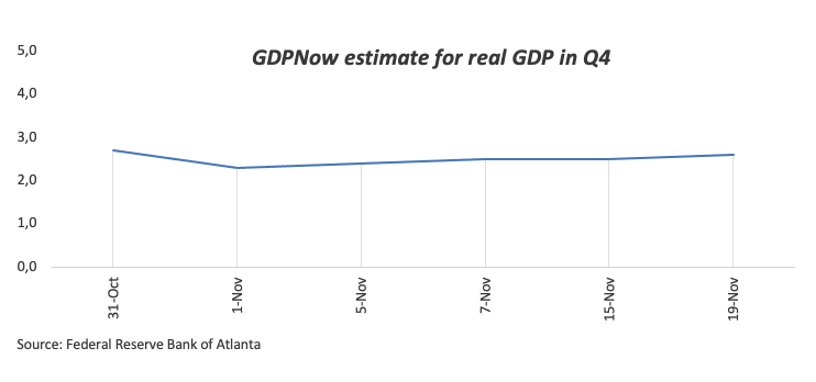 广州千人齐聚观看阅兵直播  广东省劳模：作为建设者的一份子倍感光荣！